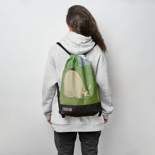 Мешка Голяма мечка в гората