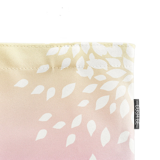 Голяма чанта Птица кацнала на клон