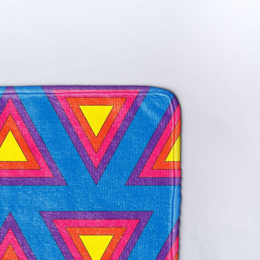 Плажна кърпа Концентрични триъгълници