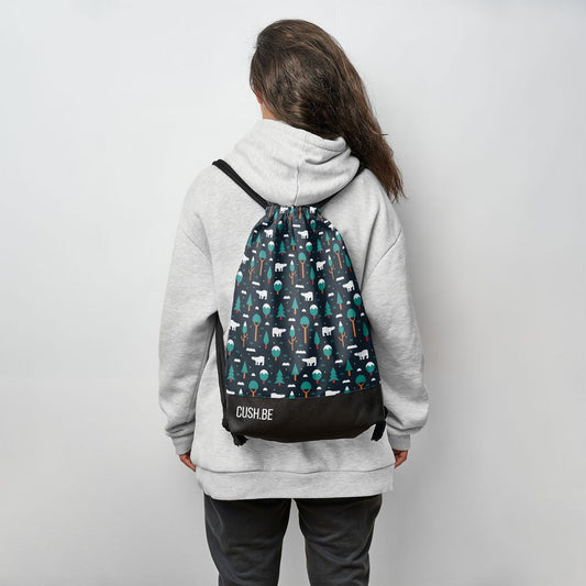 Мешка Бели мечки и дървета