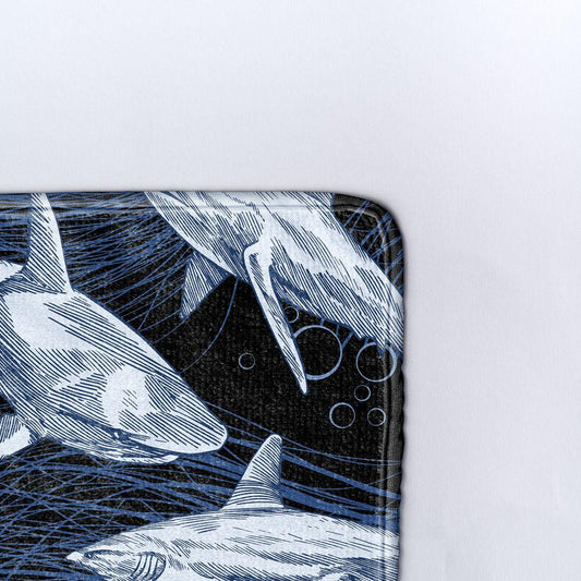 Плажна кърпа Бели акули